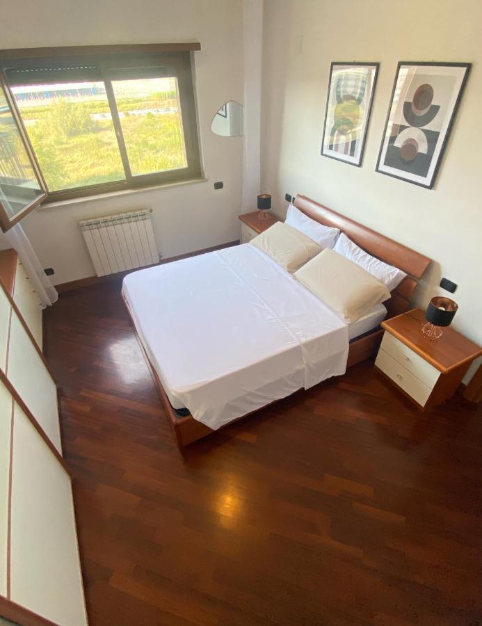 Sunset Escape Apartment - Panoramic Terrace Fiumicino Exterior foto